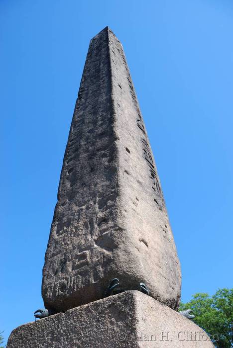 Cleopatra&rsquo;s Needle