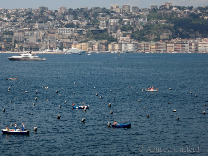 Castel dell&rsquo;Ovo